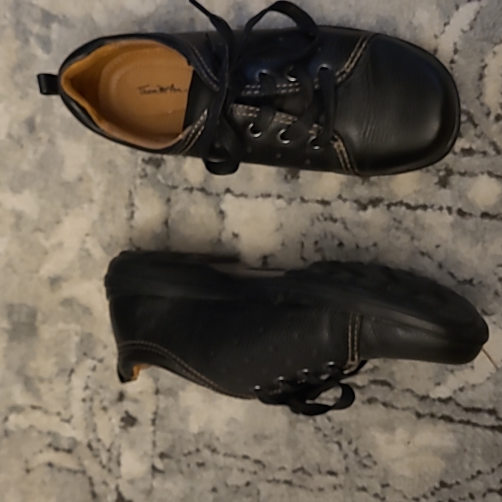 Leather Vintage Look Sneakers - Picture 3 of 8